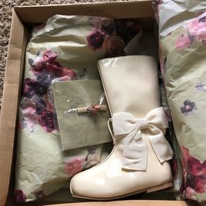 NWT Joyfolie Genevieve in Vanilla